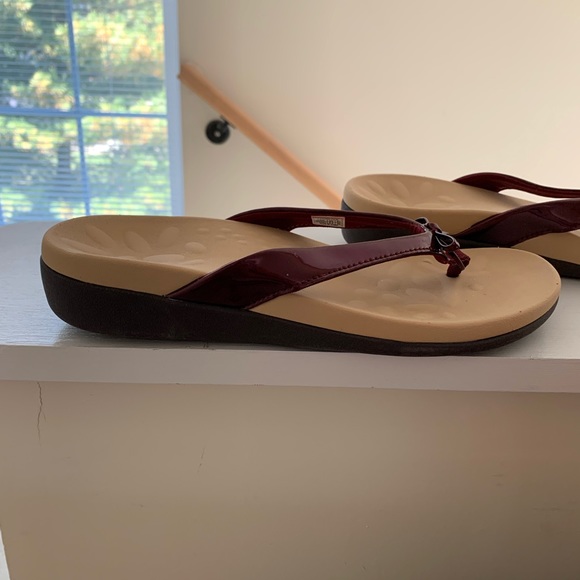 Flip flops - Picture 3 of 6